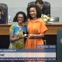 Enfermeira de Joinville recebe medalha da Câmara de Vereadores Municipal